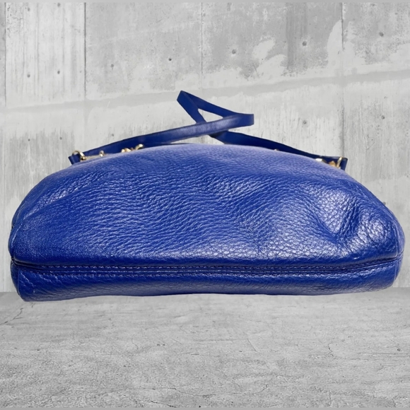 MICHAEL KORS BLUE BLUE OH HOW I LOVE BLUE! GOLD CHAIN HANDBAG SATCHEL TOTE NWOT! - Picture 3 of 4